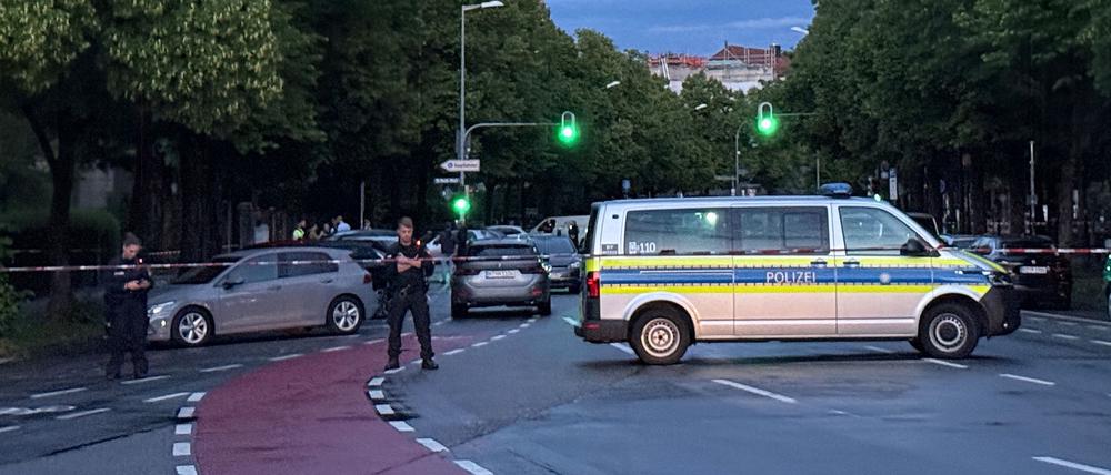 Die Polizei sperrte den Tatort ab.