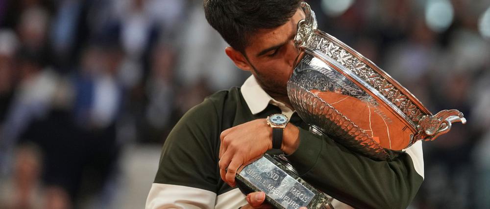 Carlos Alcaraz hat mit 22 Jahren bereits fünf Grand-Slam-Turniere gewonnen - wie sein Idol Rafael Nadal.
