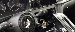 Die Berliner Polizei veröffentlicht künftig täglich aktuelle Datensätze zu Diebstählen von Autoteilen oder aus Autos.