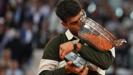 Carlos Alcaraz hat mit 22 Jahren bereits fünf Grand-Slam-Turniere gewonnen - wie sein Idol Rafael Nadal.
