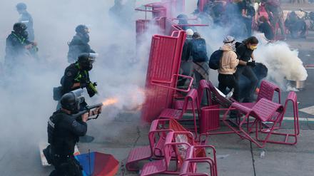 Ein Foto von der Esakalation in Los Angeles am Sonntag.