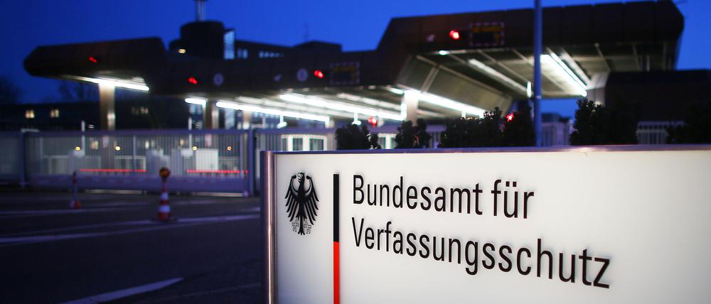 Das Bundesamt für Verfassungsschutz.