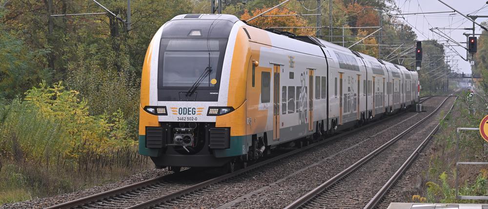 Regionalexpress der Odeg in Griebnitzsee (Symblbild)
