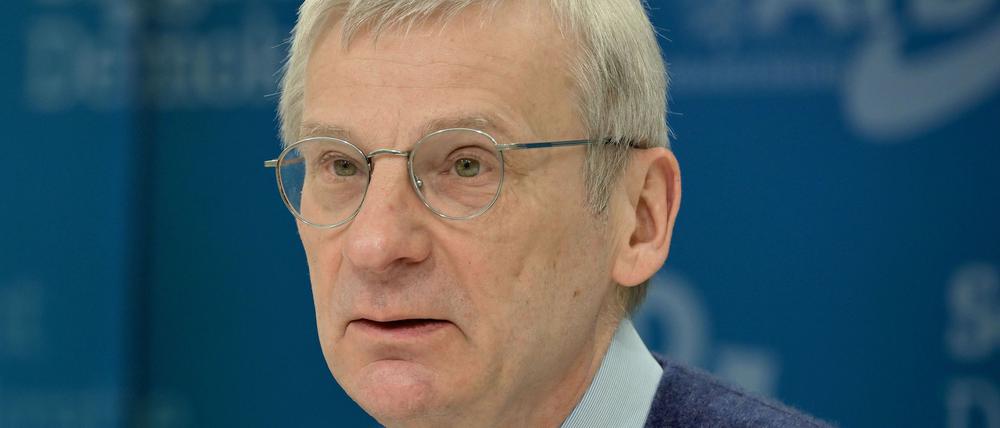 Brandenburgs AfD-Fraktionsvorsitzender Hans-Christoph Berndt spricht sich gegen die automatische Änderung der Diäten aus (Archivbild).