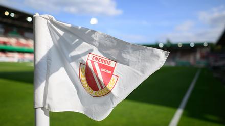 Energie Cottbus gibt Nachwuchstalent Heidrich einen Profivertrag.