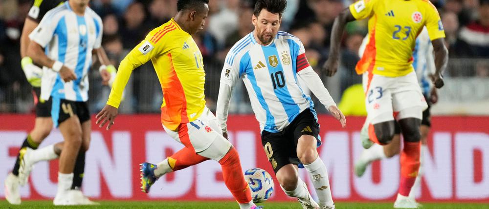 Messi stand bei der Partie gegen Kolumbien nach seiner Knieverletzung erstmals wieder von Beginn an auf dem Platz. 