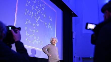 In der Archenhold-Sternwarte hielt Einstein erstmals im Juni 1915 einen öffentlichen Vortrag zur Allgemeinen Relativitätstheorie.
