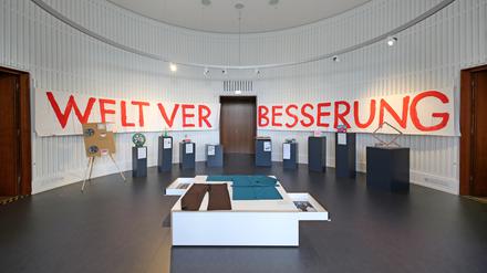 Teil eins der „Weltverbesserungsmaschinen“ war Ende 2024 im Potsdam Museum zu sehen.