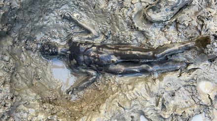 Doppelt hilflos: So wurde in San Casciano die Bronze eines schwerkranken Mannes aufgefunden. 