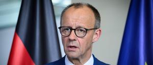 Bundeskanzler Friedrich Merz (CDU) äußert sich bei einer Pressekonferenz mit der Ministerpräsidentin von Dänemark, Frederiksen, nach ihrem Gespräch im Bundeskanzleramt.