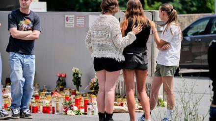 Neun Jugendliche und eine Lehrerin wurden erschossen. Der Täter beging Suizid.