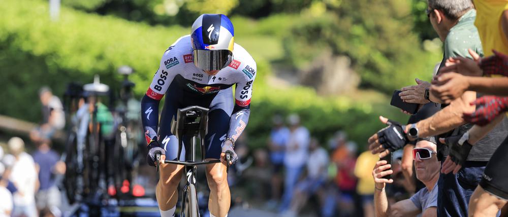 Florian Lipowitz vom Team Bora-Hansgrohe belegt beim Zeitfahren der Dauphiné-Rundfahrt den fünften Platz und ist nach vier Etappen zweiter der Gesamtwertung.