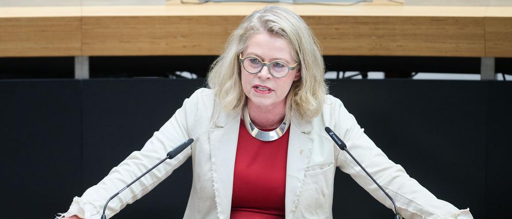 Verkehrssenatorin Ute Bonde (CDU) hat im Berliner Abgeordnetenhaus ausführlich Stellung genommen zum Zustand der Brücken in Berlin.