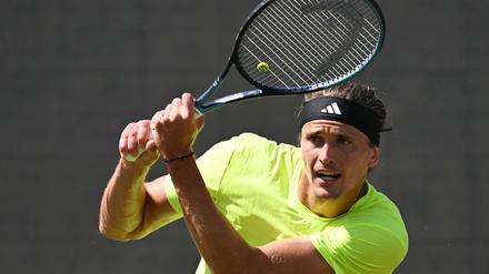 Auftakthürde erfolgreich genommen: Alexander Zverev in Stuttgart.