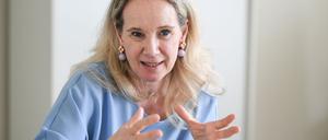 Sarah Wedl-Wilson ist ausgebildete Geigerin.