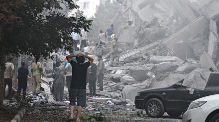 Zerstörung und Verletzte in Teheran