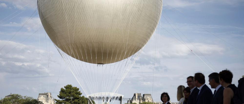 Vom 21. Juni an steigt der Olympia-Ballon in Paris wieder in den Abendhimmel.