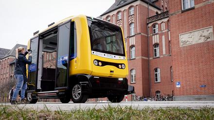 Schon länger hat die BVG den Einsatz von autonomen Bussen getestet. In den kommenden zehn Jahren könnte der Einsatz deutlich ausgeweitet werden.