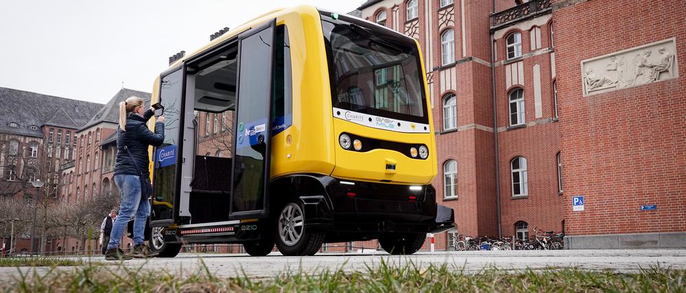 Schon länger hat die BVG den Einsatz von autonomen Bussen getestet. In den kommenden zehn Jahren könnte der Einsatz deutlich ausgeweitet werden.