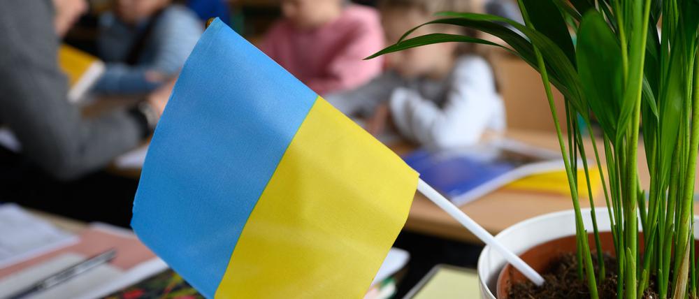 Laut EU-Kommission sind seit Beginn des russischen Angriffskrieges über 4,3 Millionen Menschen aus der Ukraine in die EU geflohen. (Archivbild)