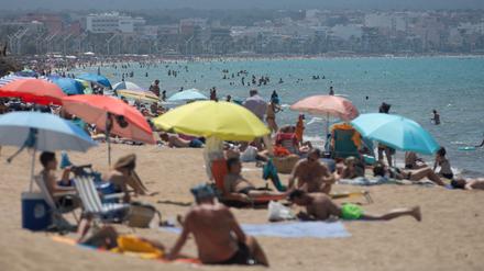 Viele Einheimische haben keine Lust mehr auf Massentourismus. Ist Strandurlaub vor diesem Hintergrund noch so entspannt?