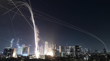 Die arabischen Nachbarländer sind durch die neue Eskalation zwischen Iran und Israel beunruhigt.