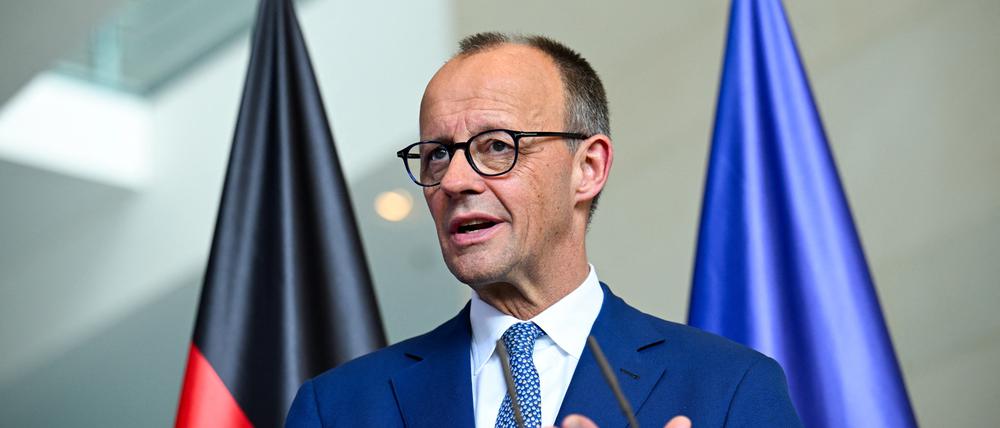 Seine erste große Krise: Bundeskanzler Friedrich Merz (CDU) hat seine Position zum Krieg zwischen Israel und Iran schnell gefunden.