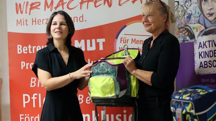 Annalena Baerbock (l.) unterstützt die Awo-Spendenaktion seit Jahren. 