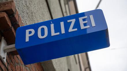 Der 36-Jährige kam wegen des Verdachts auf Mord in Untersuchungshaft. (Symbolbild)