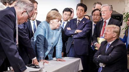 Dieses von der Bundesregierung verbreitete Bild des Fotografen Jesco Denzel wurde damals in sozialen Netzwerken viel kommentiert. (Archivbild)