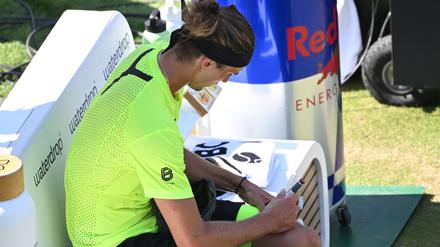 Alexander Zverev beim Turnier in Stuttgart. Der ein oder andere könnte ihn des Dopings beschuldigen.