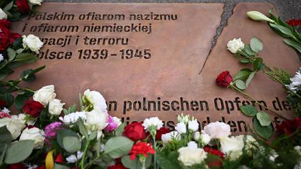 In Berlin ist ein neues, vorläufiges Denkmal zur Erinnerung an den deutschen Überfall auf Polen 1939 eingeweiht worden.