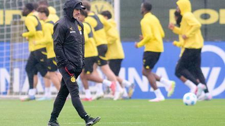 Trainierte seine Mannschaft im Regen: Niko Kovac.