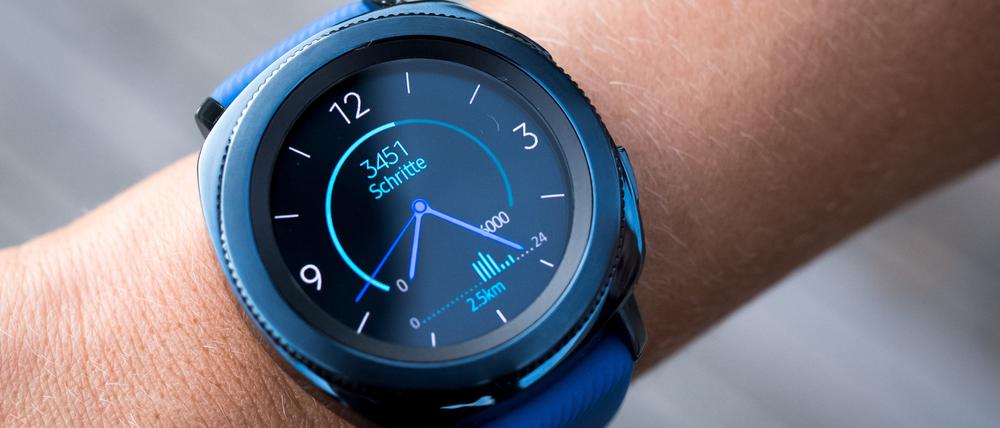 Mehr Bewegung im Alltag: Schritt für Schritt zu mehr Fitness, auch in stressigen Zeiten.