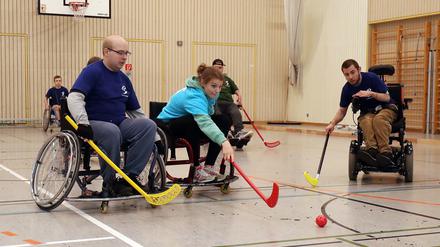 Rollstuhl-Hockey bei den Oberlympics.