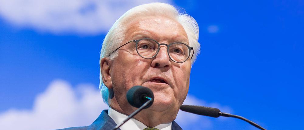 Steinmeier äußerte in einem Grußwort zum 70-jährigen Bestehen des Leo Baeck Instituts, dass Juden sich fragen, ob sie in Deutschland sicher sind: „Das beschämt mich und macht mich wütend“
