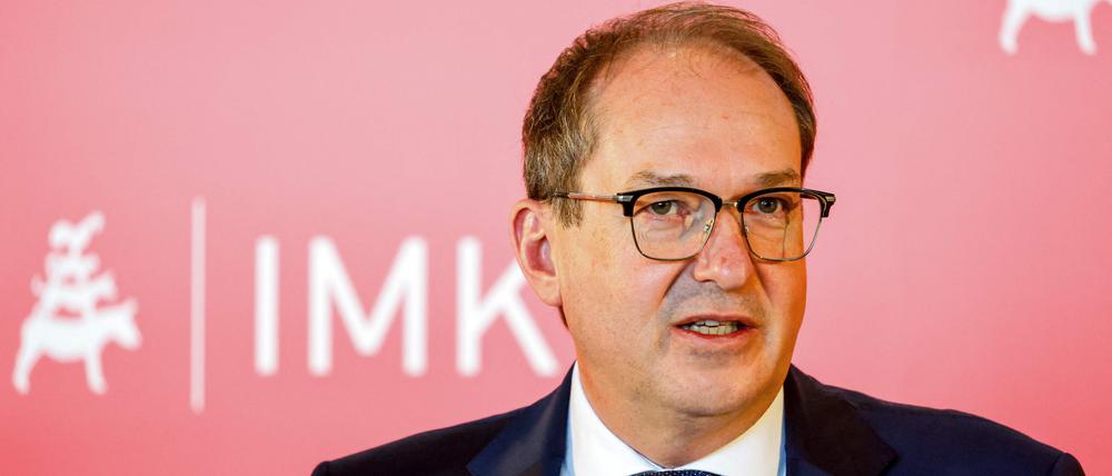 Innenminister Alexander Dobrindt (CSU) bei der Innenministerkonferenz.
