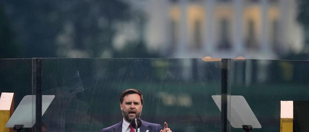 Vizepräsident Vance ruft die Amerikaner auf, darauf zu vertrauen, dass Trump bei seiner Nahost-Politik von den Interessen der amerikanischen Bevölkerung geleitet wird. (Archivbild)