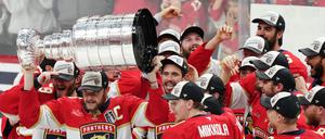 Der Stanley Cup ging erneut an die Florida Panthers.