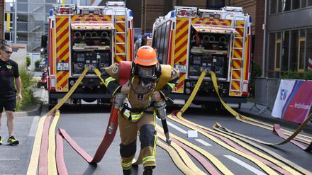 Die geplanten Internationalen Feuerwehr-Wettbewerbe in Berlin sind wegen fehlendem Geld abgesagt worden. (Symbolbild)