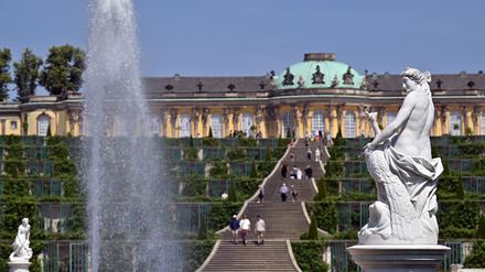 Schloss und Park Sanssouci in Potsdam 