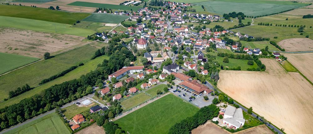 Auch auf dem Land versuchen viele Initiativen, kulturelle Angebote zu organisieren und den Zusammenhalt zu stärken. (Archivbild)