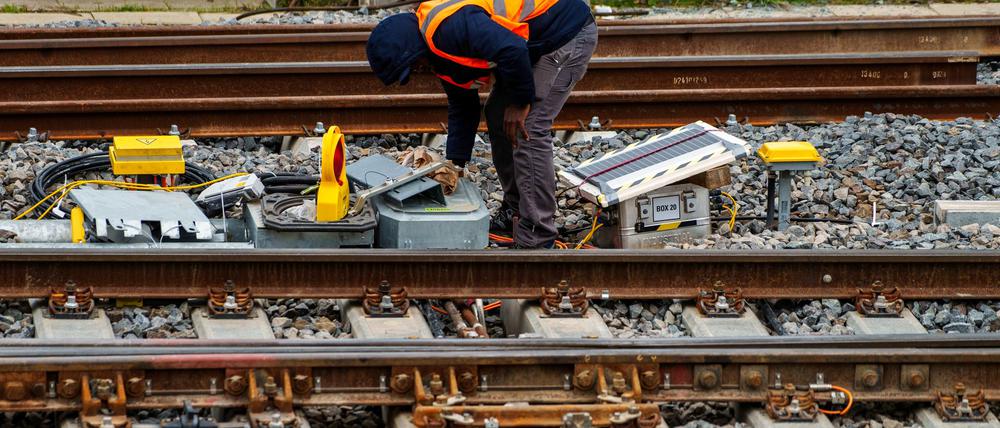 Die Riedbahn ist die erste sanierte Strecke im Rahmen der sogenannten Generalsanierung. (Archivbild)