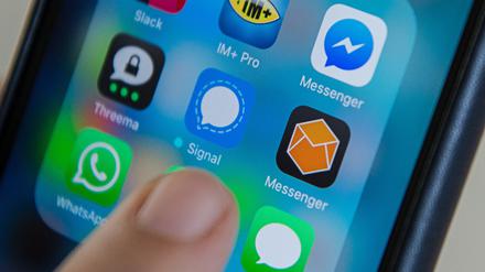 Die österreichische Regierung hat sich grundsätzlich auf die Einführung einer gezielten Überwachung von Messenger-Diensten wie Whatsapp bei konkreten Gefährdungslagen verständigt.