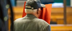 Mit einem 84-Jährigen steht nun der mutmaßliche Verursacher vor Gericht.
