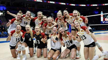 Gegen Frankreich gelang den deutschen Volleyballerinnen ein knapper Sieg.