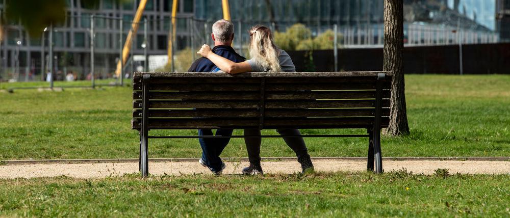 Die Zufriedenheit in Beziehungen kann teils binnen kurzer Zeit stark schwanken. Das ist ein zentrales Ergebnis einer psychologischen Studie unter Federführung der Uni Mainz. (Symbolfoto)