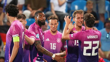 Die deutsche U21 freut sich auf das Viertelfinale gegen Italien.