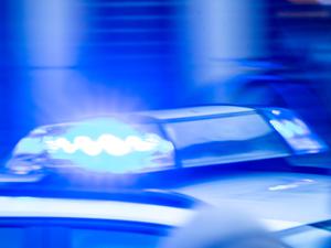 Vier mutmaßliche Drogendealer wurden von der Polizei festgenommen. (Symbolbild)