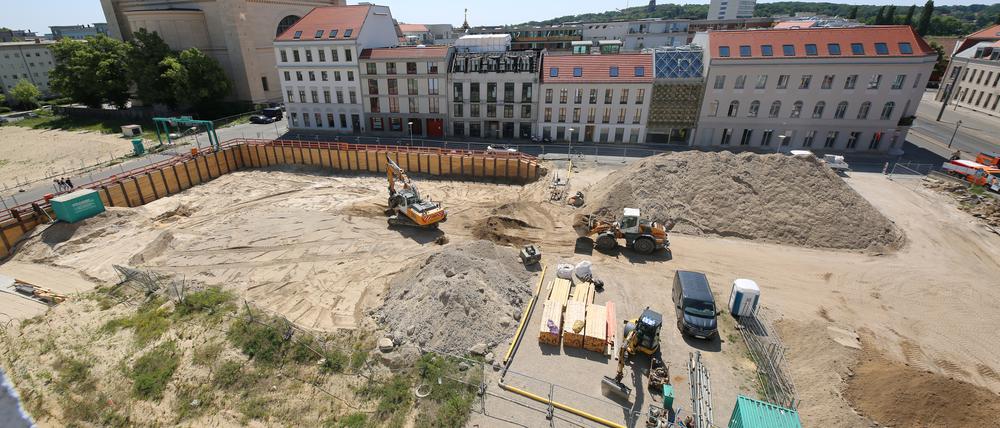 Baustart im Block IV am Alten Markt in Potsdam.